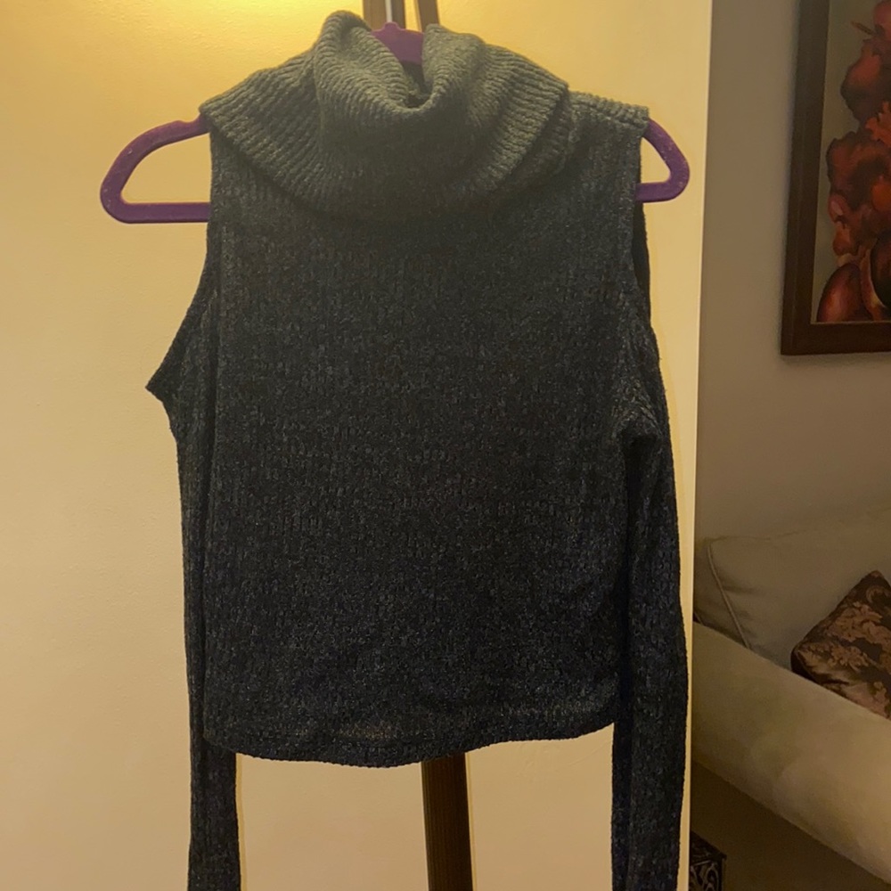 Cold shoulder turtle neck crop top